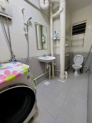 Blk 336 Jurong East Avenue 1 (Jurong East), HDB Executive #446519811